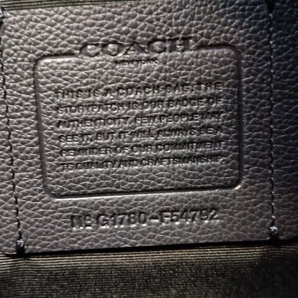 Coach Navy Blue Pebbled Charles Leather Messenger Bag F54792 Excellent Condition - Picture 5 of 15